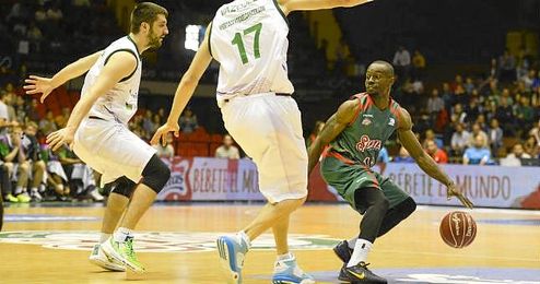 Anderson, en el último partido de CB Sevilla en San Pablo ante Unicaja. Anderson, en el último partido de CB Sevilla en San Pablo ante Unicaja.