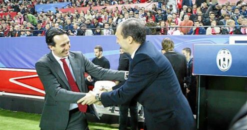 "Sergio Rico paró dos remates a Pogba y Morata, pero esto es el fútbol". "Sergio Rico paró dos remates a Pogba y Morata, pero esto es el fútbol".