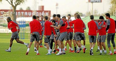 Kakuta vuelve a una lista del Sevilla. Kakuta vuelve a una lista del Sevilla.
