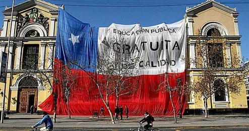 En una primera etapa se beneficiarán 178.104 estudiantes. En una primera etapa se beneficiarán 178.104 estudiantes.