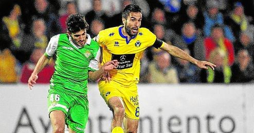 La temporada pasada el Betis empezó tras el parón navideño con un empate ante el Alcorcón. La temporada pasada el Betis empezó tras el parón navideño con un empate ante el Alcorcón.