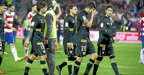 El de Granada ha sido el único partido fuera de casa en el que Banega estuvo por el campo algún minuto y el Sevilla no puntuó. El de Granada ha sido el único partido fuera de casa en el que Banega estuvo por el campo algún minuto y el Sevilla no puntuó.