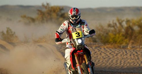 Sexta etapa del Dakar. En la imagen Joan Barreda. Sexta etapa del Dakar. En la imagen Joan Barreda.