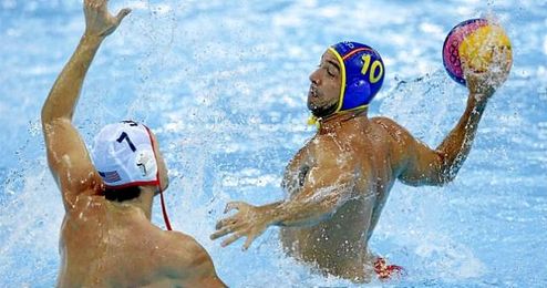 Primer partido del campeonato de Europa de waterpolo disputado en el Kombank Arena de Belgrado. Primer partido del campeonato de Europa de waterpolo disputado en el Kombank Arena de Belgrado.