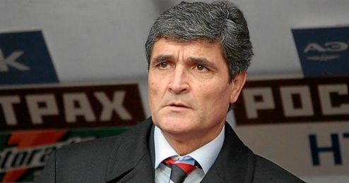 Juande Ramos es uno de los candidatos al banquillo del Betis. Juande Ramos es uno de los candidatos al banquillo del Betis.