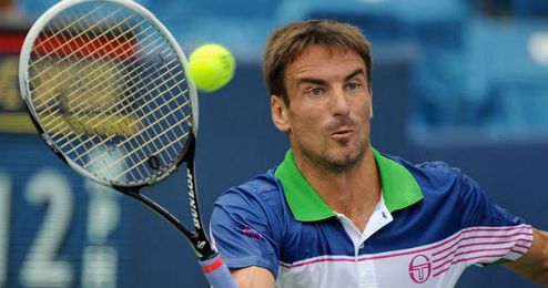 Robredo se enfrentará en la próxima ronda a Victor Troicki Robredo se enfrentará en la próxima ronda a Victor Troicki