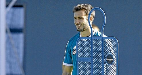 Pezzella, pese a no ganar, cuajó su mejor partido. Pezzella, pese a no ganar, cuajó su mejor partido.