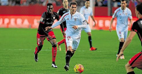 El centrocampista Sebastían Cristóforo, en el partido ante el Athletic de Bilbao. El centrocampista Sebastían Cristóforo, en el partido ante el Athletic de Bilbao.