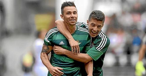 Rubén Castro celebra uno de los 10 goles que ha marcado. Rubén Castro celebra uno de los 10 goles que ha marcado.