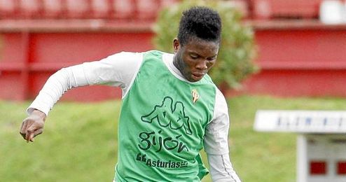 Ndi sufrió esta lesión en los primeros minutos del partido ante el Rayo Vallecano. Ndi sufrió esta lesión en los primeros minutos del partido ante el Rayo Vallecano.
