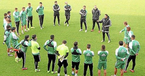 Merino ya prepara el duelo ante el Rayo. Merino ya prepara el duelo ante el Rayo.