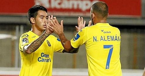 En la imagen, Nauzet y Araujo, los jugadores involucrados en el altercado nocturno. En la imagen, Nauzet y Araujo, los jugadores involucrados en el altercado nocturno.