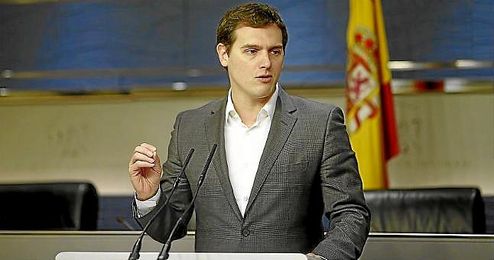 Albert Rivera, durante su comparecencia. Albert Rivera, durante su comparecencia.