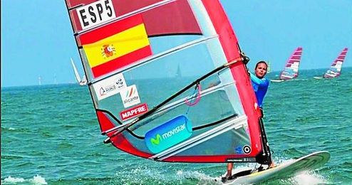 La hispalense Marina Alabau se quedó finalmente lejos del podio en aguas de Eliat. La hispalense Marina Alabau se quedó finalmente lejos del podio en aguas de Eliat.