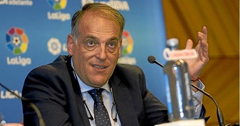 Tebas en rueda de prensa. Tebas en rueda de prensa.