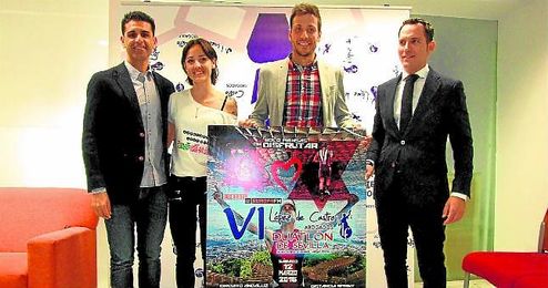José María Merchán, Almudena Rodríguez, Samer Ali-Saad y Luis López de Castro presentaron el Duatlón de Sevilla. José María Merchán, Almudena Rodríguez, Samer Ali-Saad y Luis López de Castro presentaron el Duatlón de Sevilla.