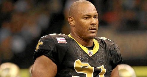 Smith jugó para los Saints durante 10 años y se coronó campeón de Super Bowl en el 2010. Smith jugó para los Saints durante 10 años y se coronó campeón de Super Bowl en el 2010.