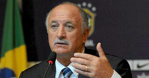 Scolari, actual entrenador del Guangzhou Evergrande Scolari, actual entrenador del Guangzhou Evergrande