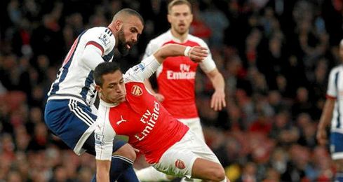 Alexis fue el protagonista del Arsenal. Alexis fue el protagonista del Arsenal.