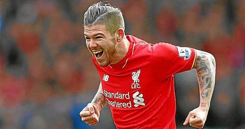 Alberto Moreno, con la elástica del Liverpool. Alberto Moreno, con la elástica del Liverpool.