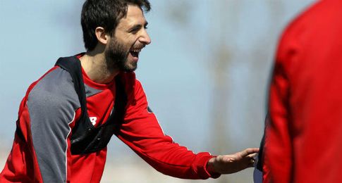 Pareja, feliz durante un entrenamiento. Pareja, feliz durante un entrenamiento.