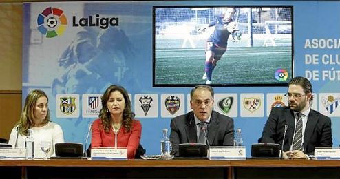 "Estamos trabajando para que el próximo año podamos ver partidos de fútbol femenino en la televisión nacional". "Estamos trabajando para que el próximo año podamos ver partidos de fútbol femenino en la televisión nacional".