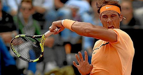 Nadal durante el partido ante el australiano Nadal durante el partido ante el australiano