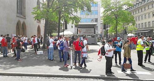 Imagen de la Fan Zone del Sevilla en Basilea. Imagen de la Fan Zone del Sevilla en Basilea.