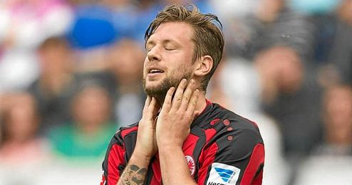 Marco Russ, capitán del Eintracht de Frankfurt. Marco Russ, capitán del Eintracht de Frankfurt.