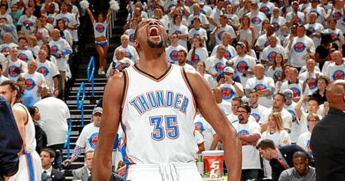 Serge Ibaka aportó 17 puntos, siete rebotes y dos tapones. Serge Ibaka aportó 17 puntos, siete rebotes y dos tapones.