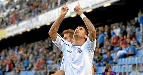 Nano Mesa celebra uno de sus 14 goles esta temporada. Nano Mesa celebra uno de sus 14 goles esta temporada.
