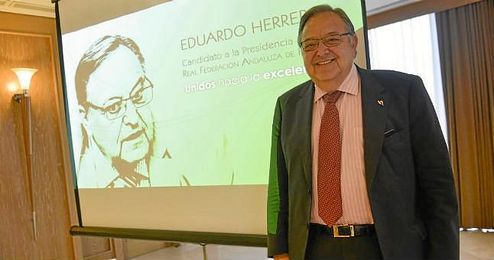 Eduardo Herrera en la presentación de su candidatura. Eduardo Herrera en la presentación de su candidatura.