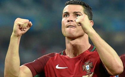 Ronaldo se ve más cerca de ganar la Euro 2016. Ronaldo se ve más cerca de ganar la Euro 2016.
