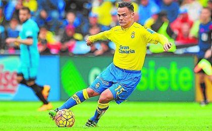Roque Mesa conduce el balón durante un partido del pasado curso. Roque Mesa conduce el balón durante un partido del pasado curso.
