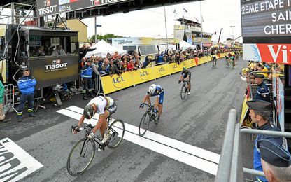 Peter Sagan se impuso en un final que picaba. Peter Sagan se impuso en un final que picaba.