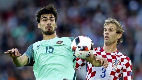 Gomes en un partido de esta Eurocopa. Gomes en un partido de esta Eurocopa.