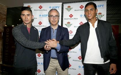 Torrecilla, junto a Mandi y Gutiérrez. Torrecilla, junto a Mandi y Gutiérrez.