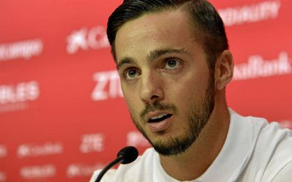 Sarabia, en su presentación. Sarabia, en su presentación.