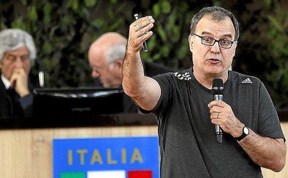 Bielsa llega a la Serie A Bielsa llega a la Serie A