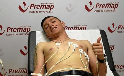 Kranevitter, durante las pruebas médicas con el Sevilla. Kranevitter, durante las pruebas médicas con el Sevilla.