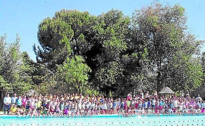 Muchos niños alcalareños pasan por este campus. Muchos niños alcalareños pasan por este campus.