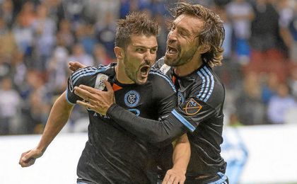 Villa y Pirlo comparten equipo. Villa y Pirlo comparten equipo.