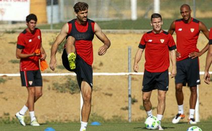 Fernando Llorente entrenándose a las órdenes de Jorge Sampaoli. Fernando Llorente entrenándose a las órdenes de Jorge Sampaoli.