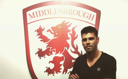 Valdés, en su presentación como nuevo jugador del Middlesbrough. Valdés, en su presentación como nuevo jugador del Middlesbrough.