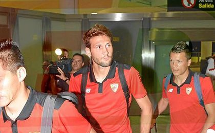 Franco Vázquez pisa Sevilla como nervionense por primera vez. Franco Vázquez pisa Sevilla como nervionense por primera vez.