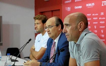 "Seguimos trabajando en reforzar algunas posiciones". "Seguimos trabajando en reforzar algunas posiciones".