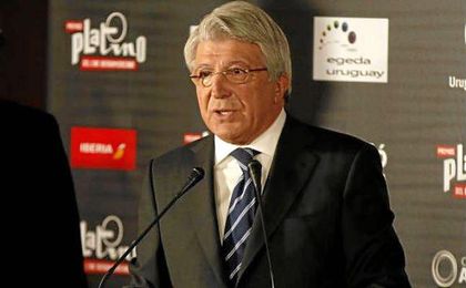 Cerezo, en la gala de los Premios Platinos del Cine Iberoamericano. Cerezo, en la gala de los Premios Platinos del Cine Iberoamericano.