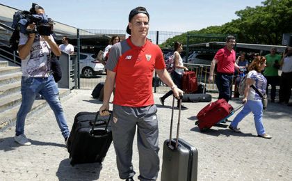 Gameiro se cae del XI titular; su adiós, más cerca Gameiro se cae del XI titular; su adiós, más cerca