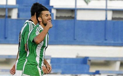 El ´10´ celebra su gol del pasado martes ante el Middlesbrough en Marbella. El ´10´ celebra su gol del pasado martes ante el Middlesbrough en Marbella.