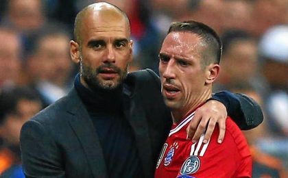 Pep Guardiola y Ribéry, entrenador y pupilo en el Bayer Munich. Pep Guardiola y Ribéry, entrenador y pupilo en el Bayer Munich.